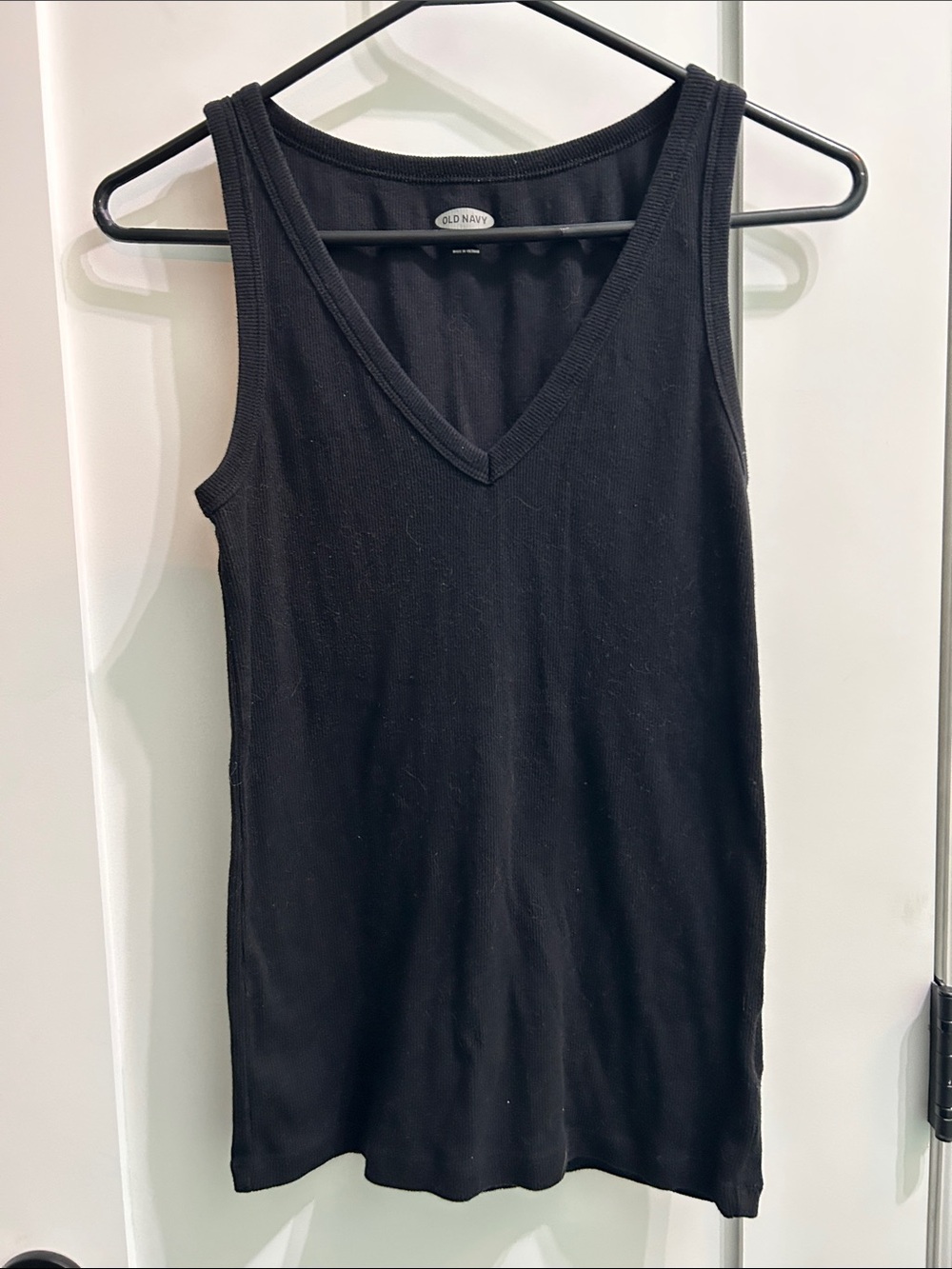Old Navy Women's Black V-Neck Tank Top M